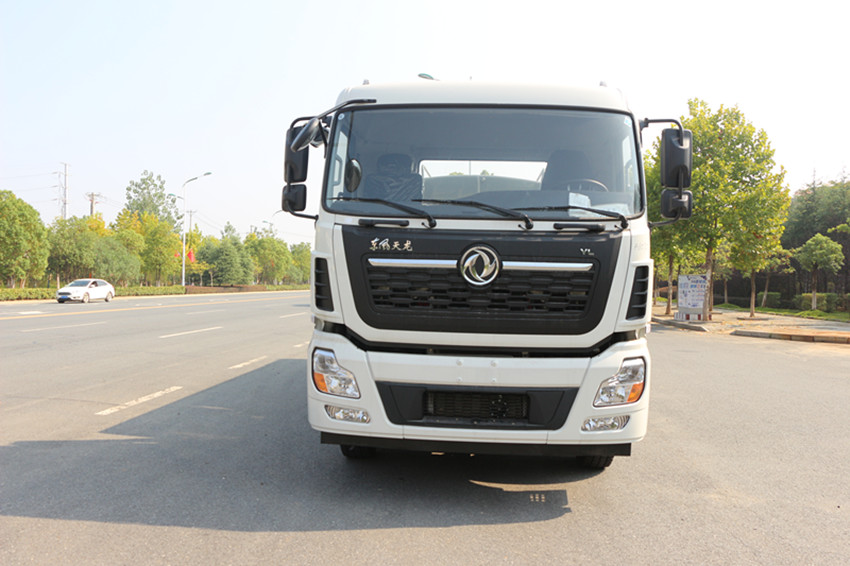 東風(fēng)天龍 18.3 方灑水車